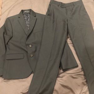 Boys suit in black